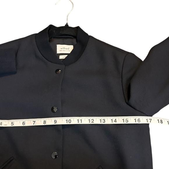 Aritzia Wilfred Poussin Bomber- Minimalist Crepe Bomber- Black-Size XS - Picture 10 of 11